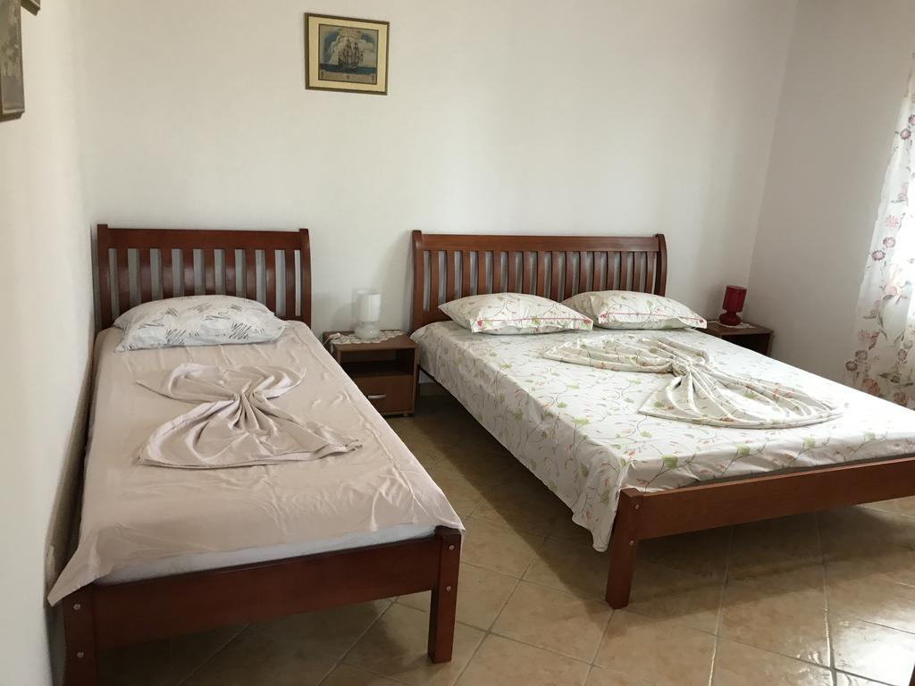 Holiday Home Zenit Ulcinj Kültér fotó